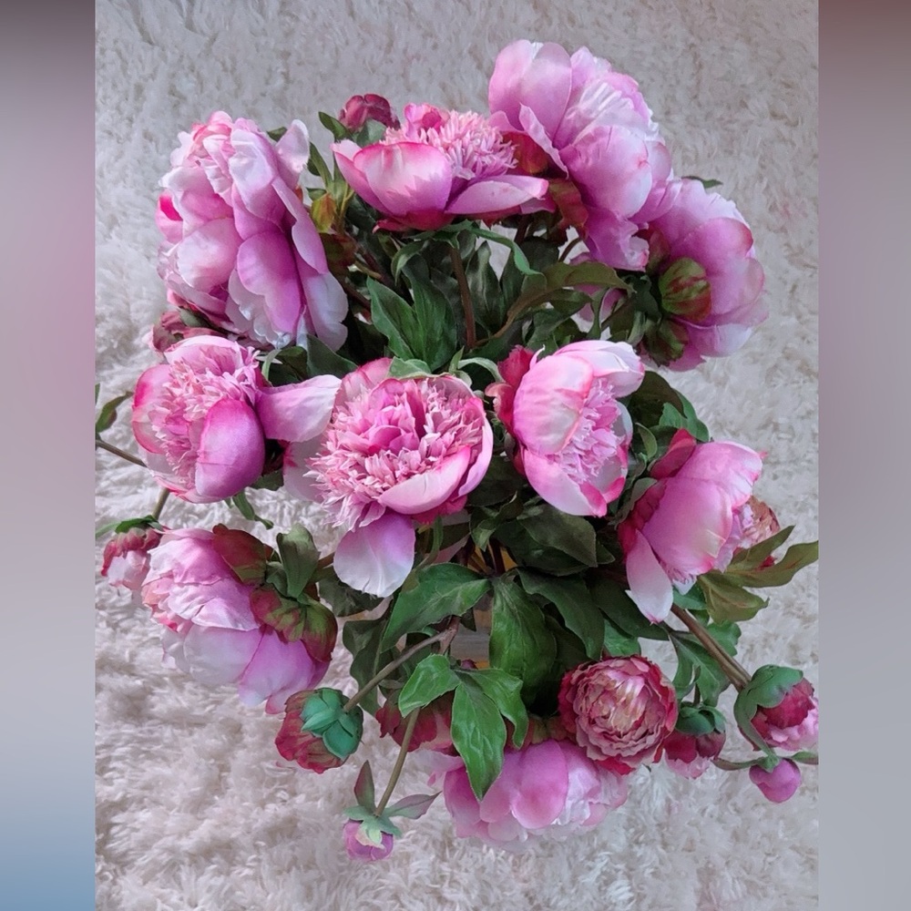 Peonies Elegant Pink Floral Arrangement in Glass Vase Pink Peonies - Picture 5 of 9